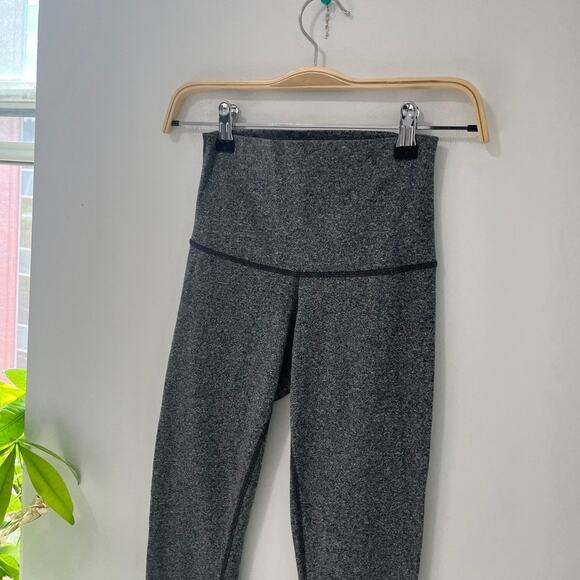 Lululemon Space Gray High Rise Wunder Under Leggings Size 6 - Picture 2 of 4